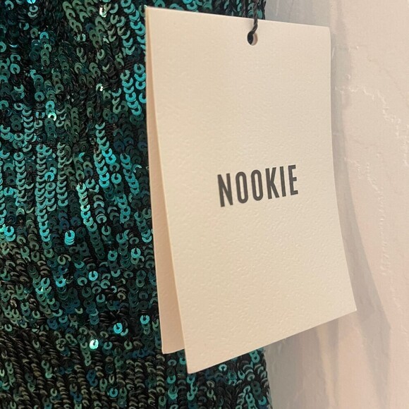 NOOKIE Sequin Backless Treasure Gown in Emerald Size Small NWT - Picture 9 of 15